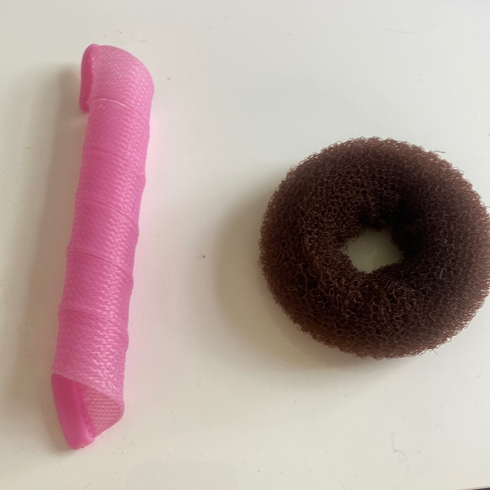 bun maker and 1 heatless curl